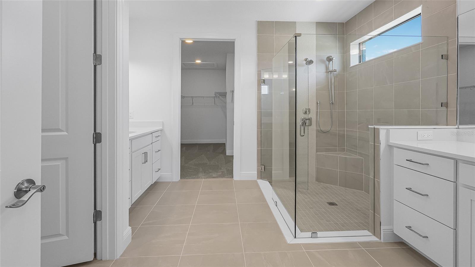 Image 31 of 44 For 14375 Hammock Oak Street