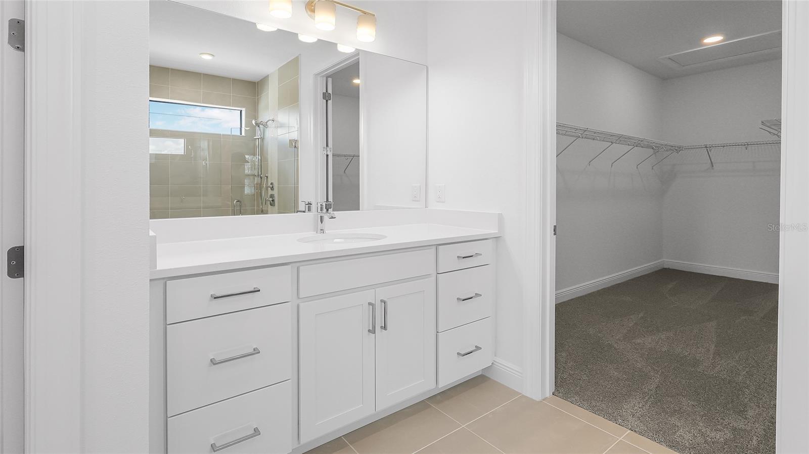 Image 35 of 44 For 14375 Hammock Oak Street