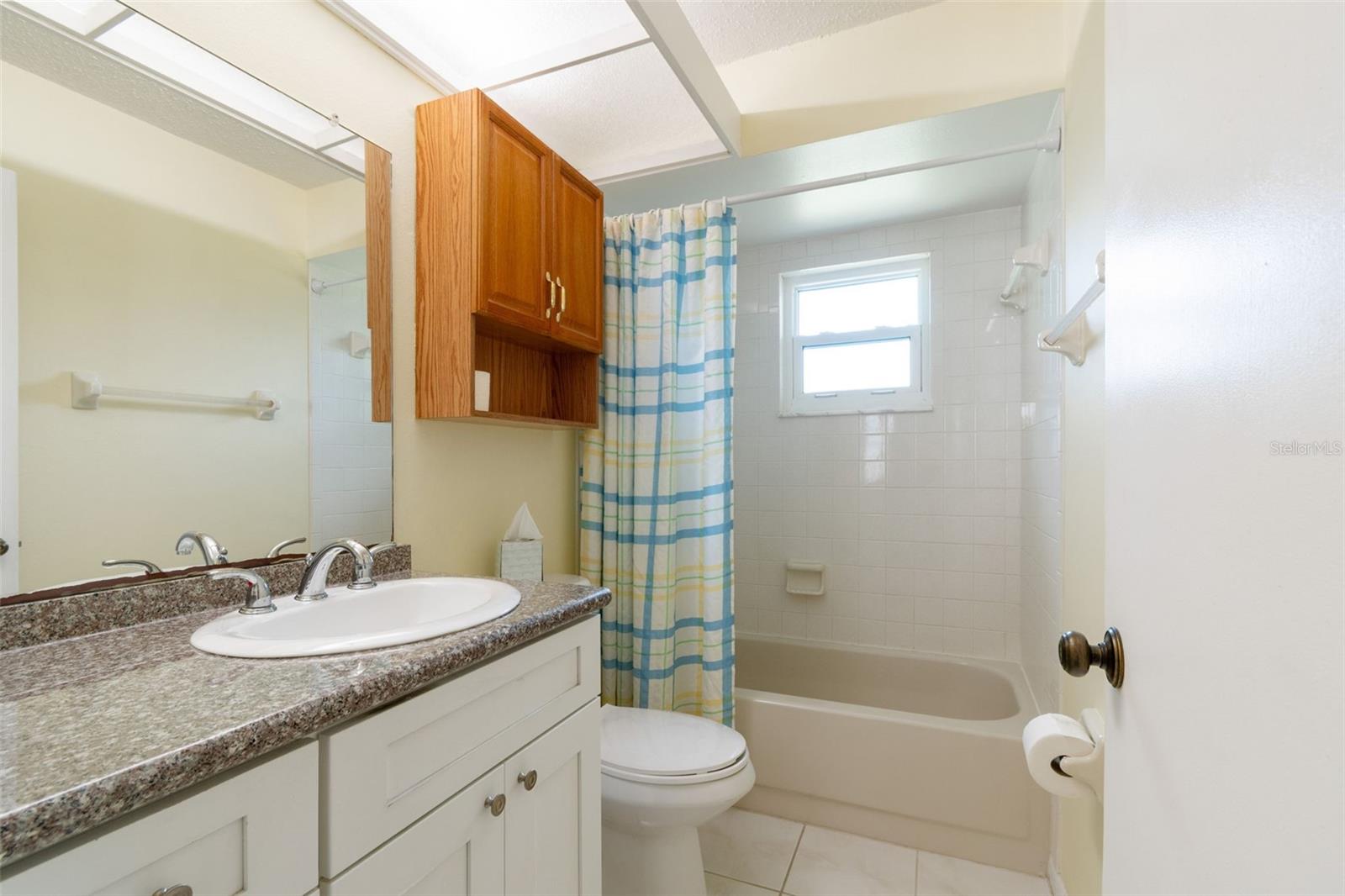 Image 25 of 37 For 1130 Orange Tree Circle W C