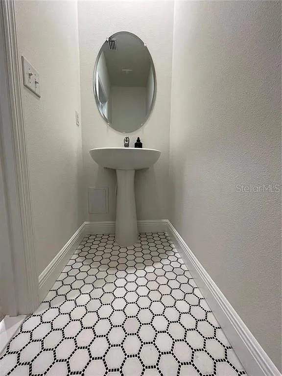 Image 10 of 19 For 1632 Colt Creek Place