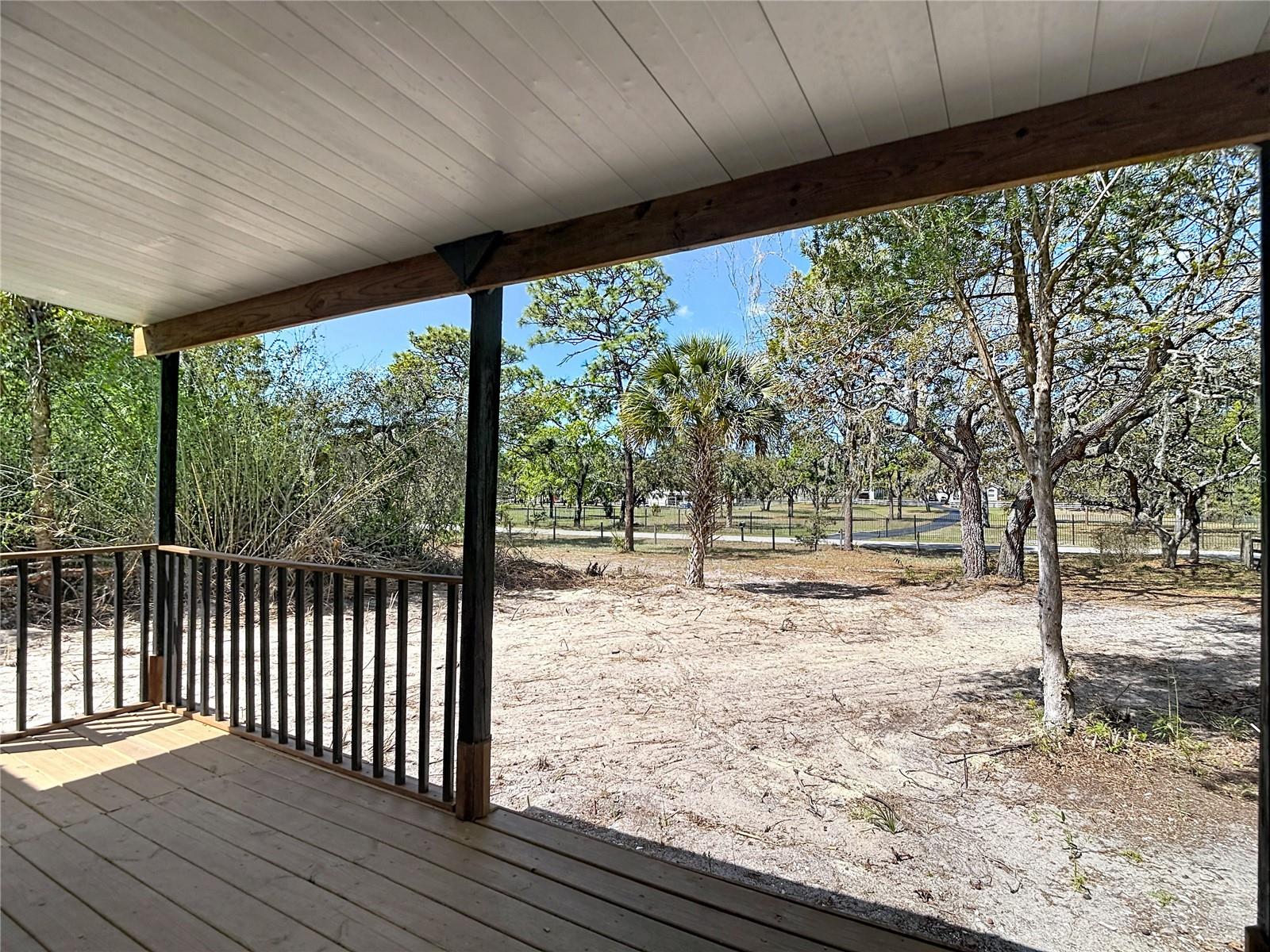 Image 17 of 72 For 17420 Thomas Boulevard