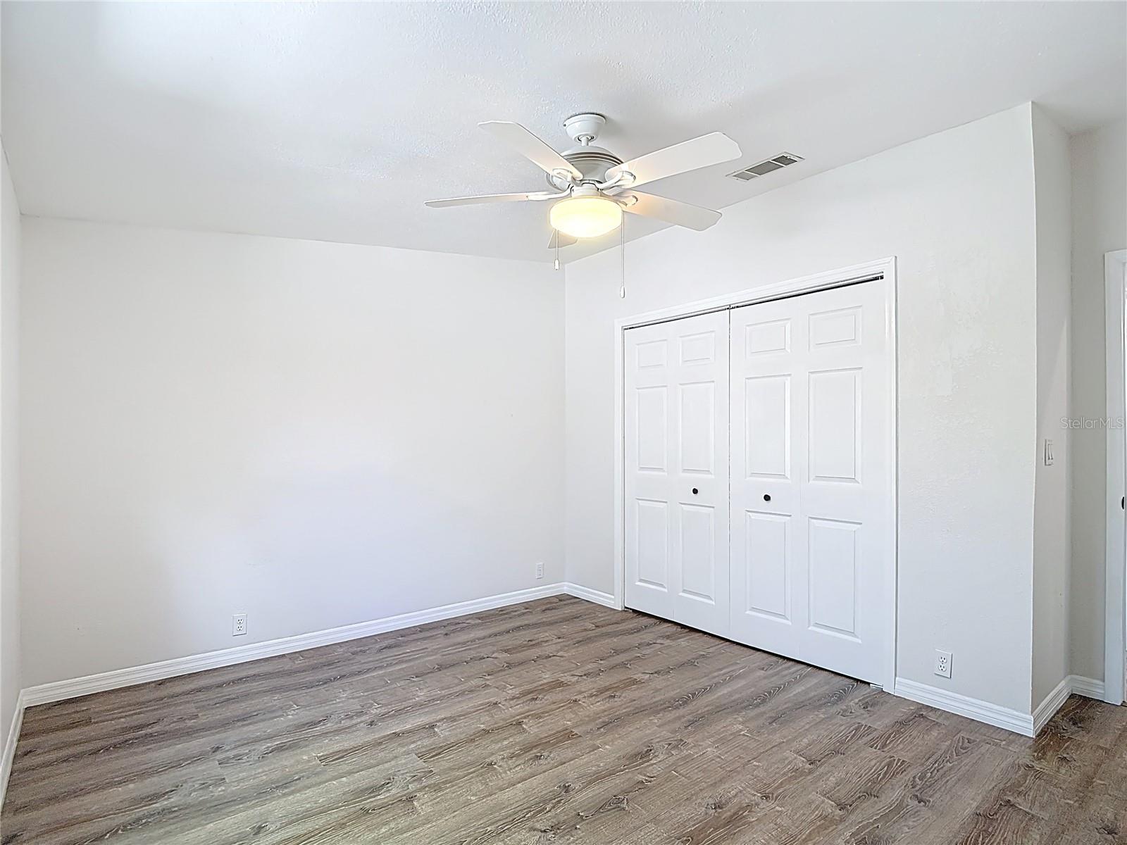 Image 46 of 72 For 17420 Thomas Boulevard