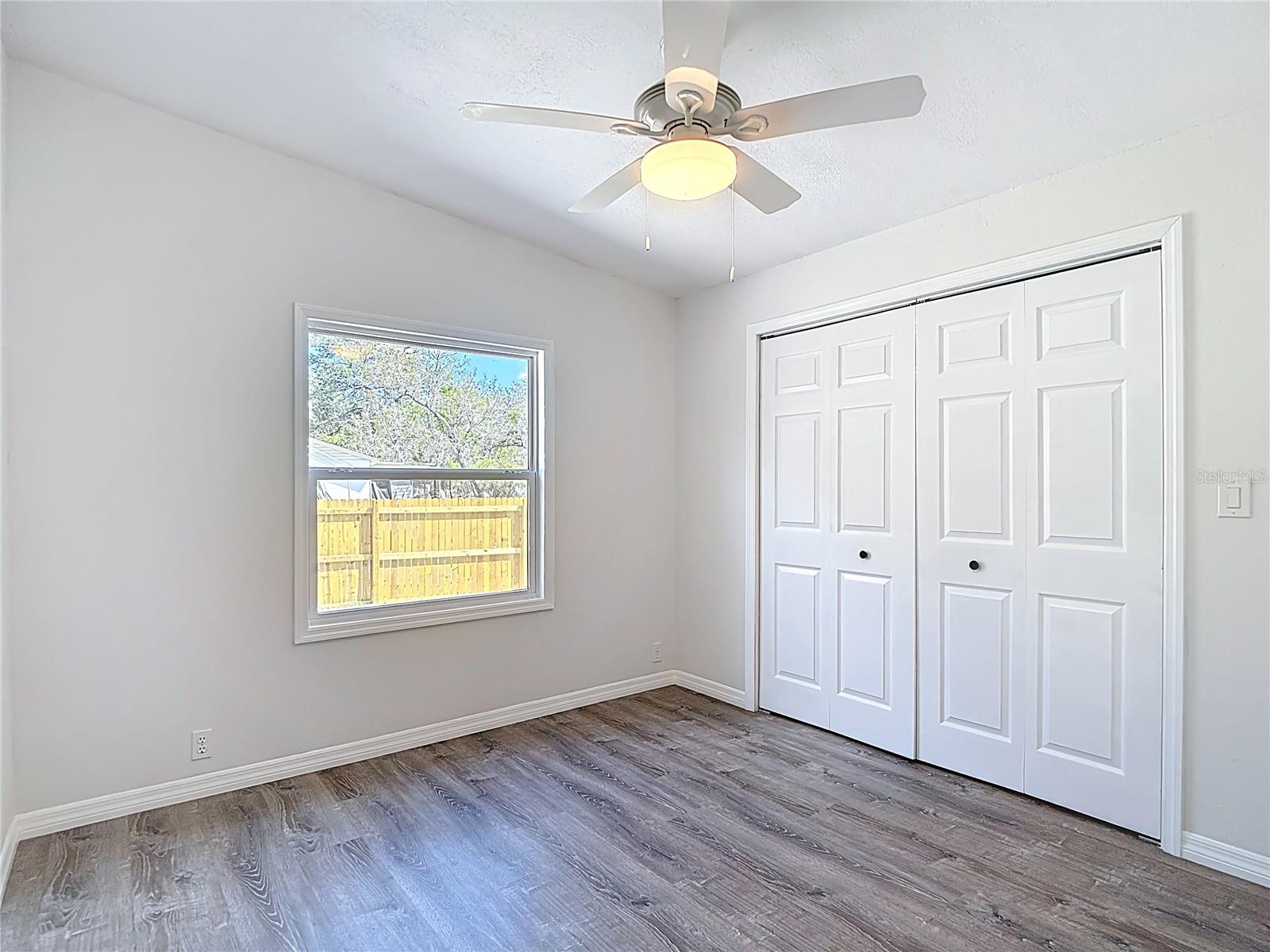 Image 50 of 72 For 17420 Thomas Boulevard