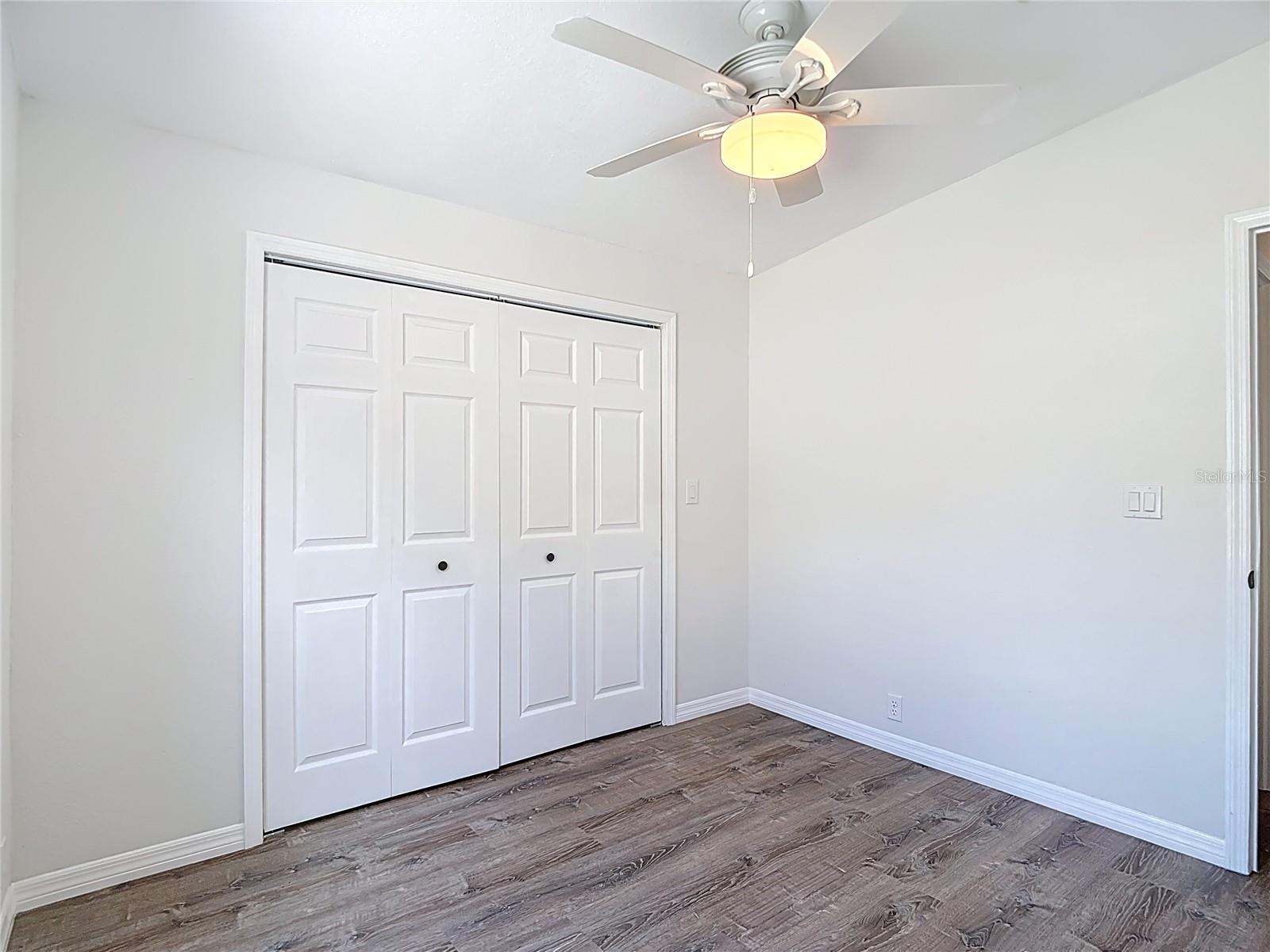 Image 53 of 72 For 17420 Thomas Boulevard