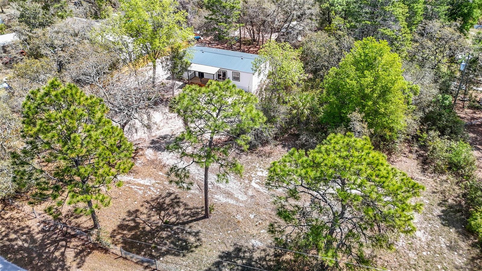 Image 6 of 72 For 17420 Thomas Boulevard