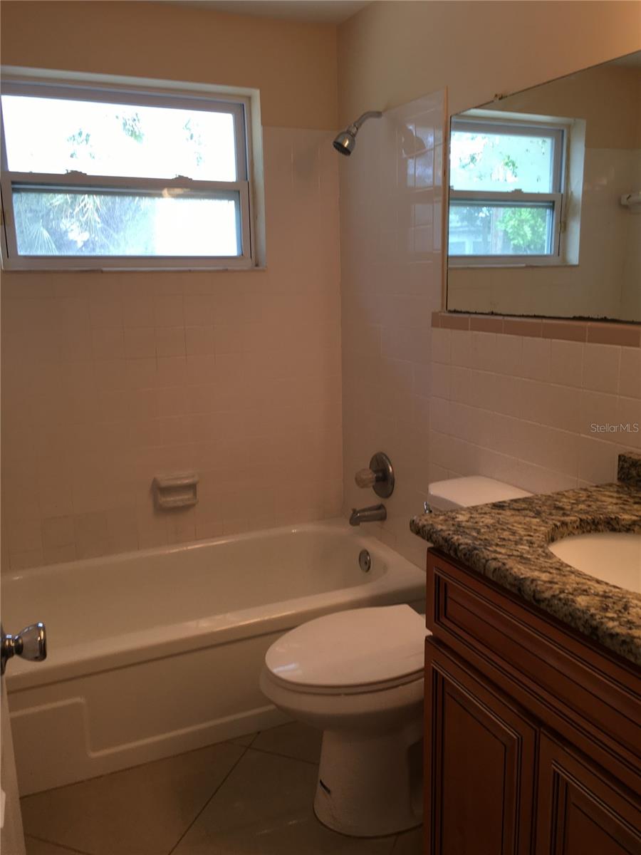 Image 10 of 22 For 1050 Clairborne Street