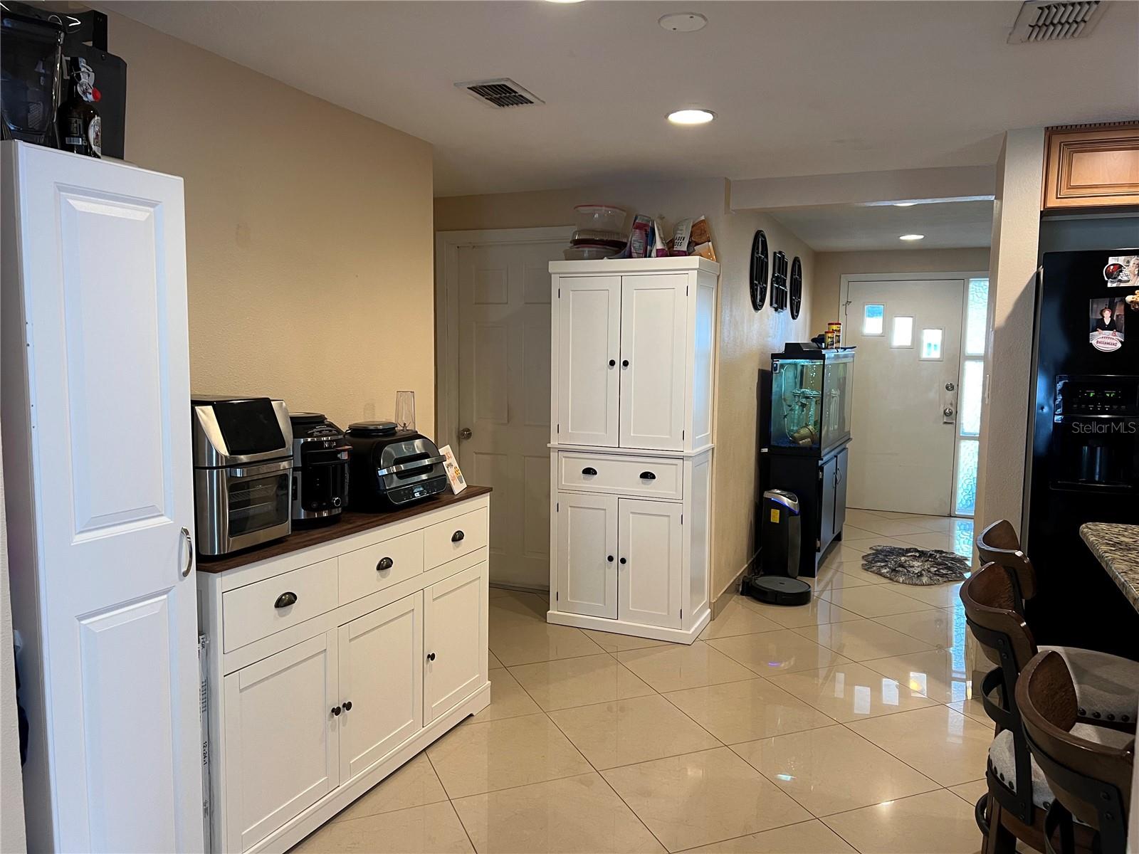 Image 16 of 22 For 1050 Clairborne Street