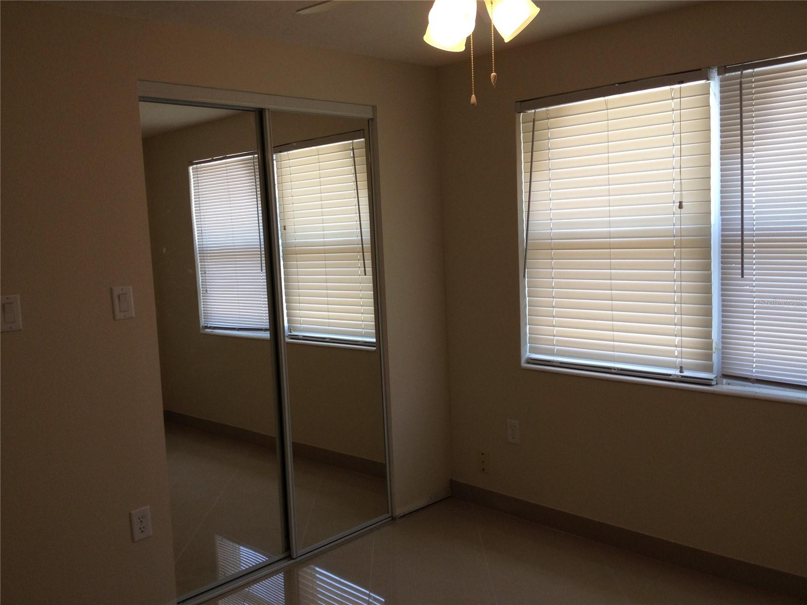 Image 21 of 22 For 1050 Clairborne Street