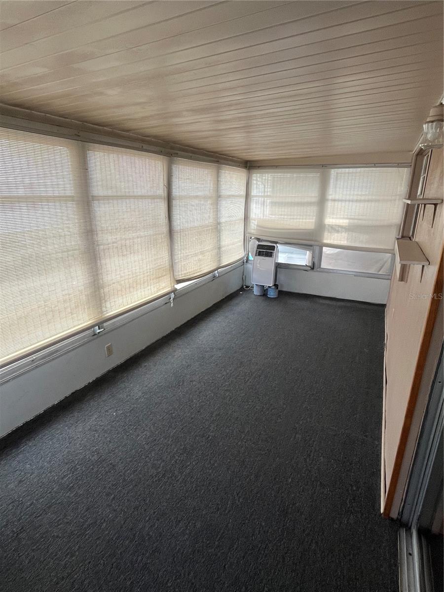 Image 21 of 41 For 11718 Bayonet Lane A