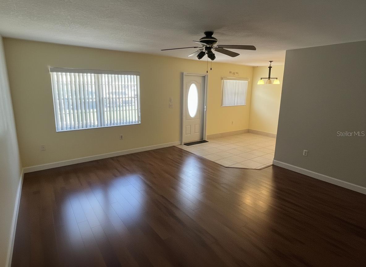 Image 5 of 41 For 11718 Bayonet Lane A