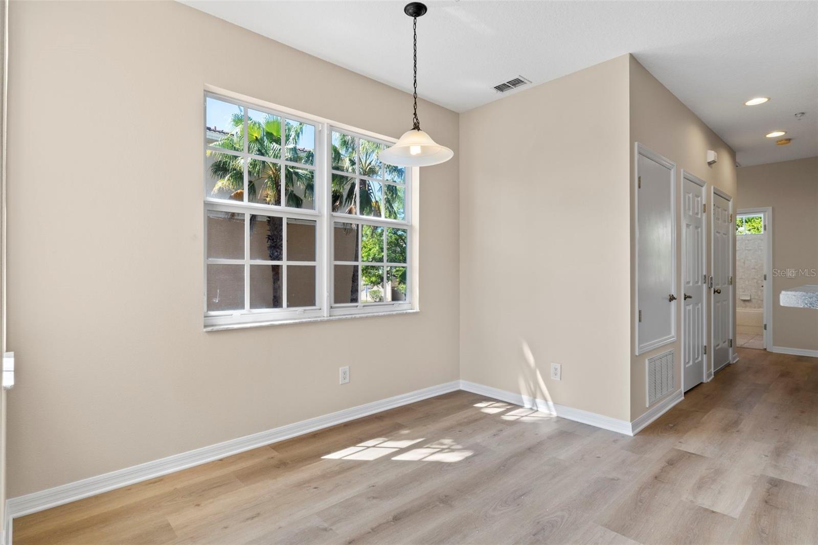 Image 22 of 60 For 5621 Blackfin Drive