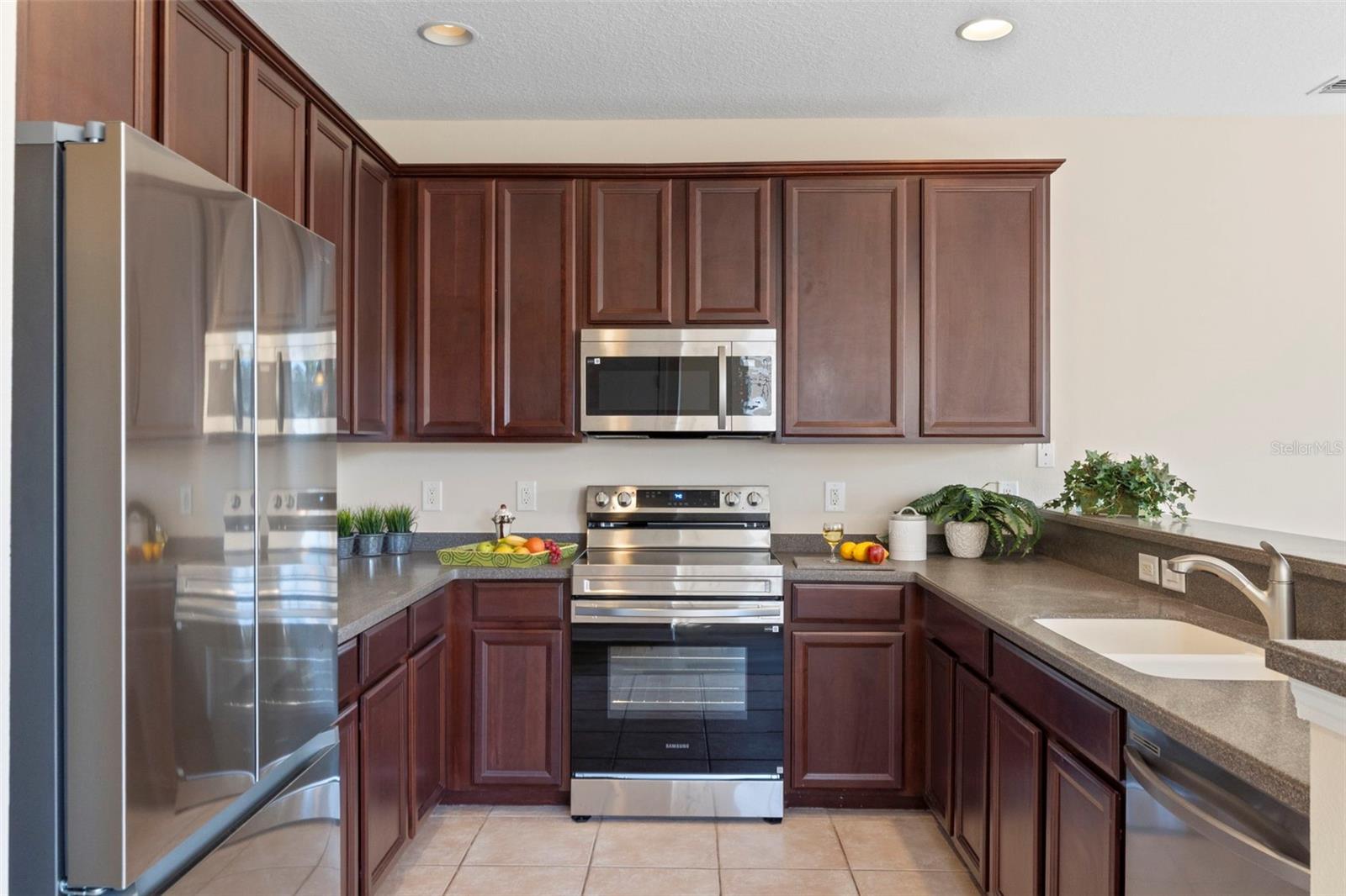 Image 24 of 60 For 5621 Blackfin Drive