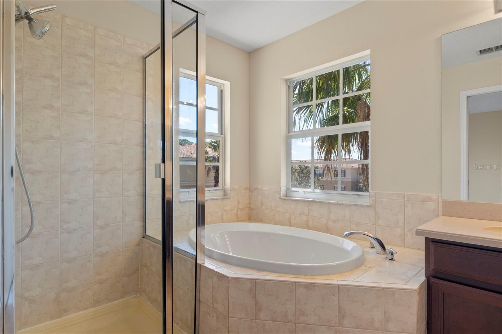 Image 36 of 60 For 5621 Blackfin Drive