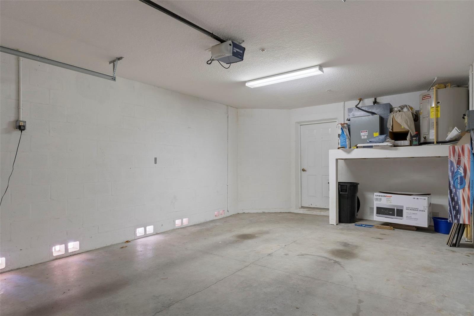 Image 49 of 60 For 5621 Blackfin Drive