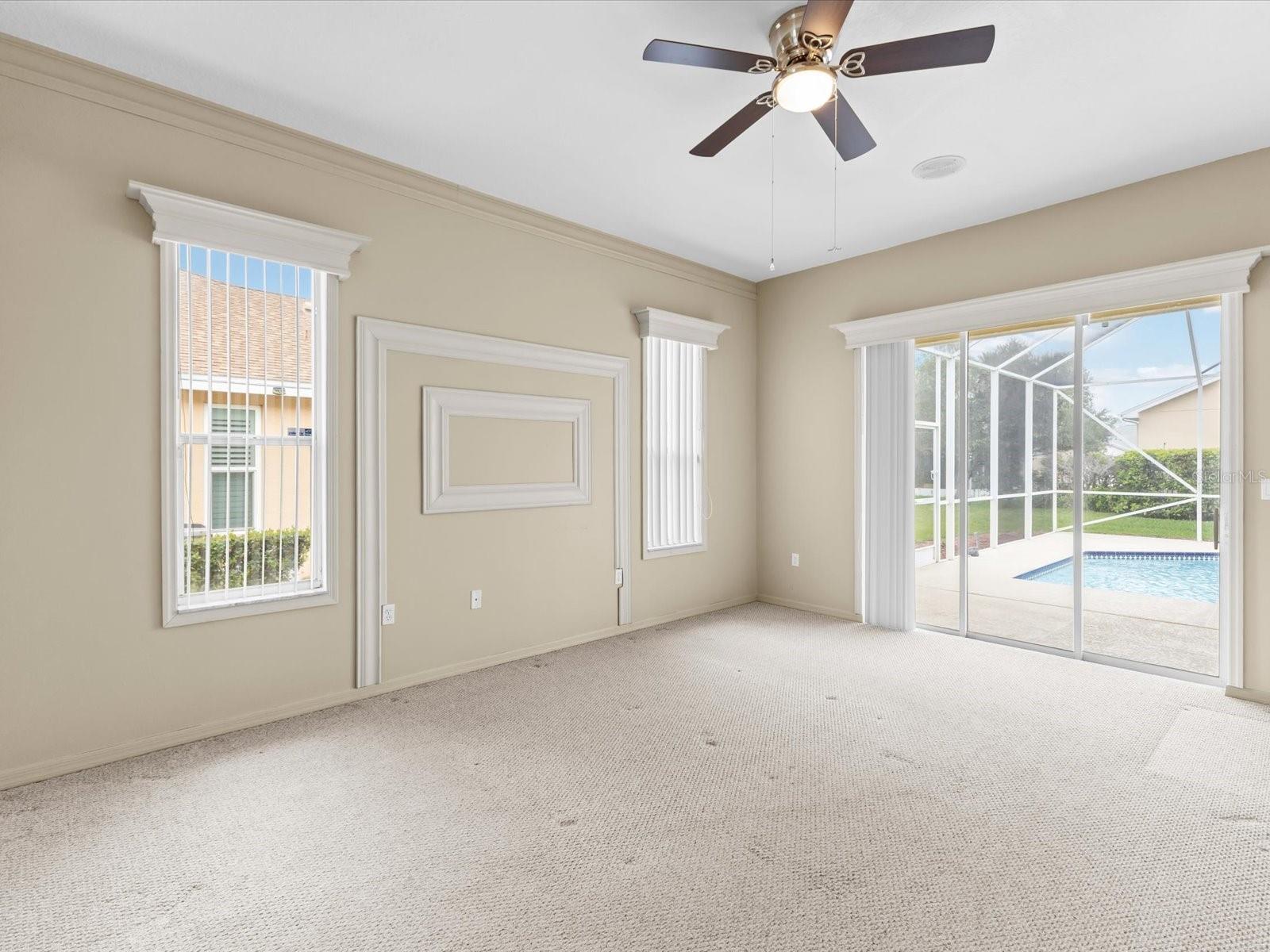 Listing photo id 9 for 13944 Talmage Loop