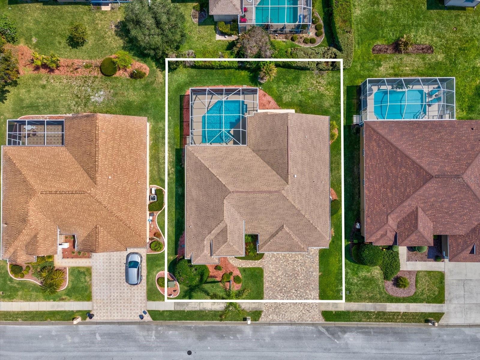 Listing photo id 40 for 13944 Talmage Loop