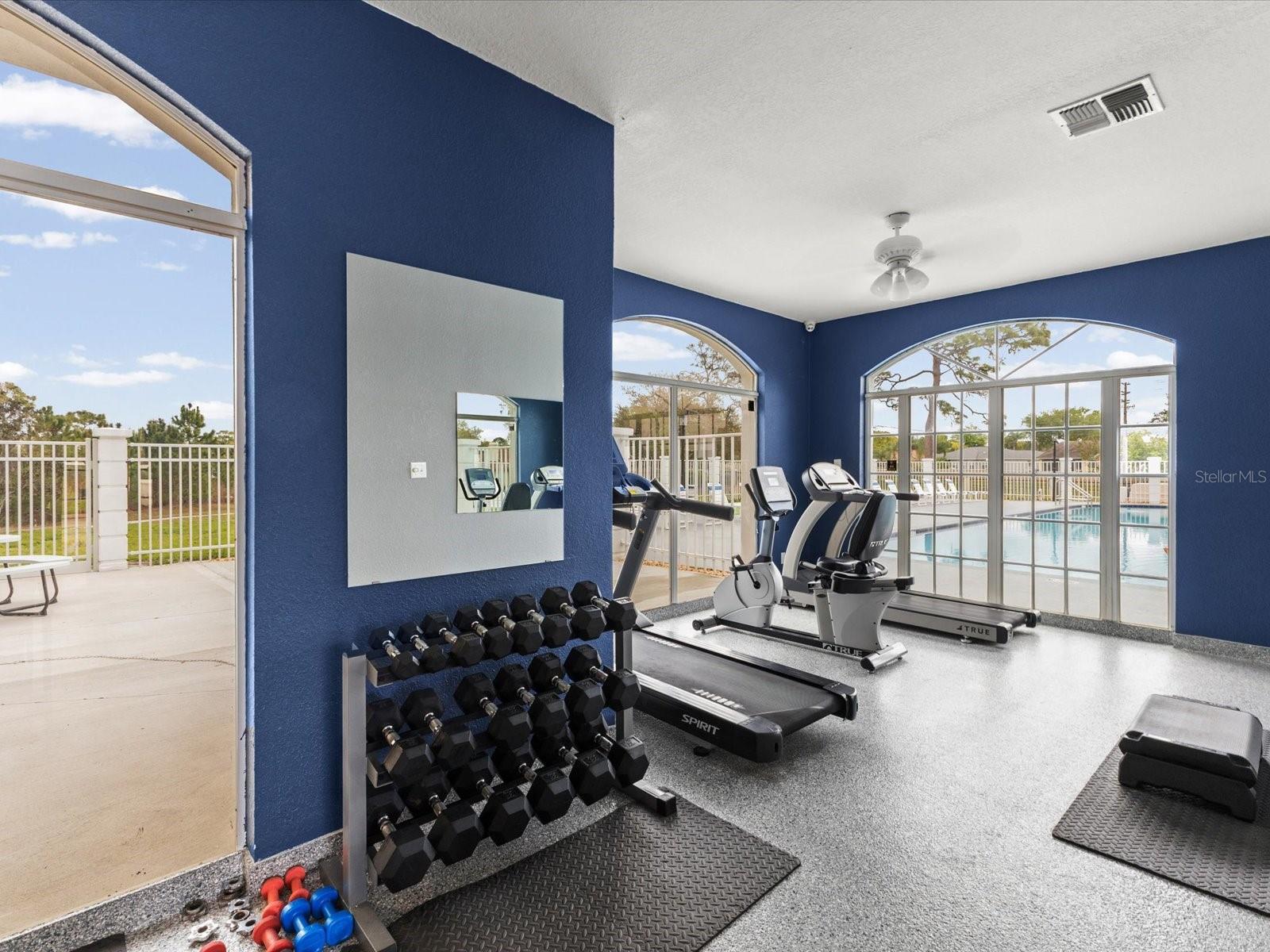 Listing photo id 61 for 13944 Talmage Loop