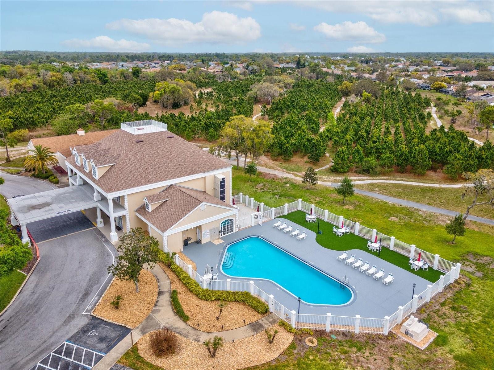 Listing photo id 63 for 13944 Talmage Loop