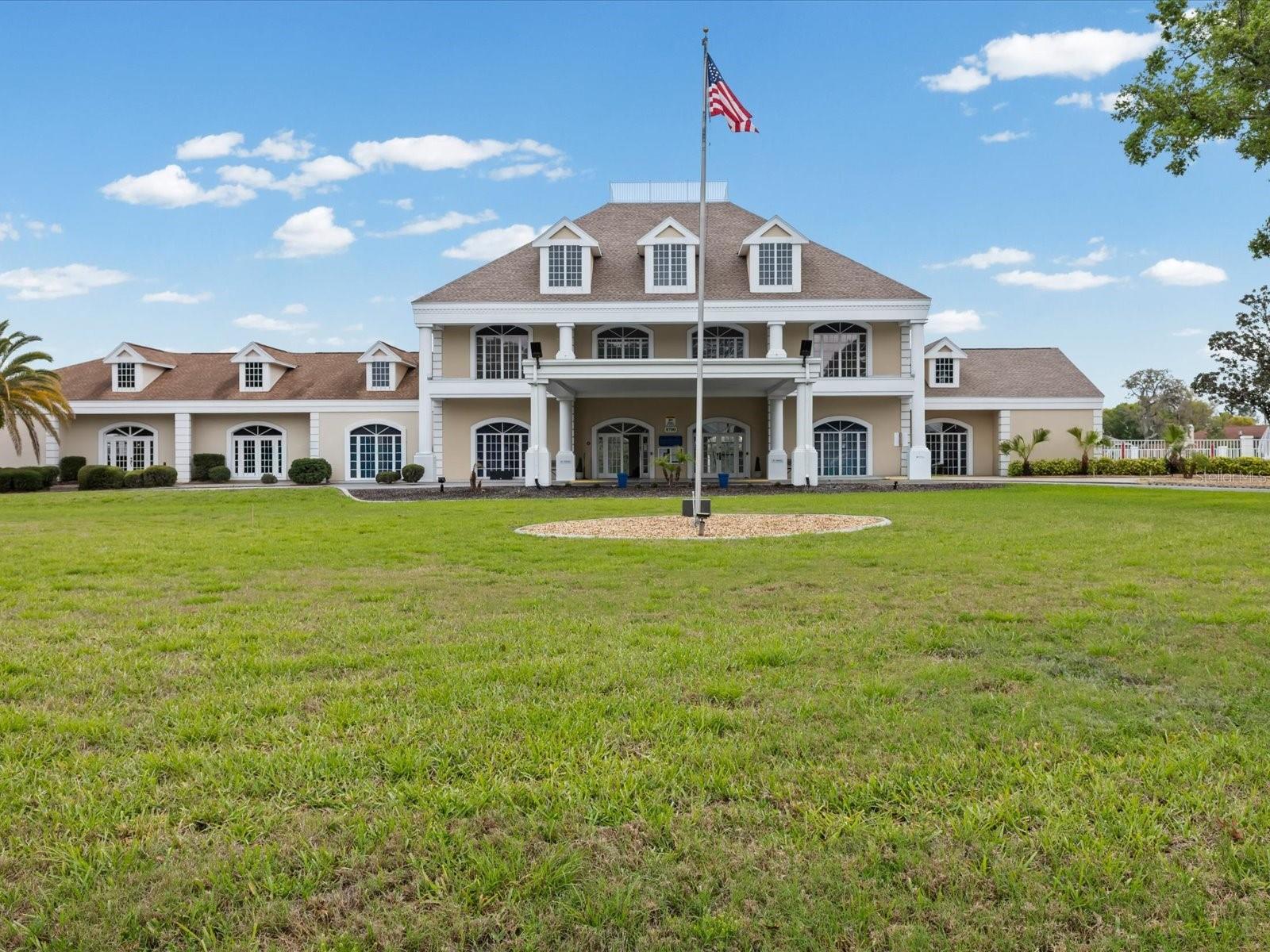 Listing photo id 81 for 13944 Talmage Loop