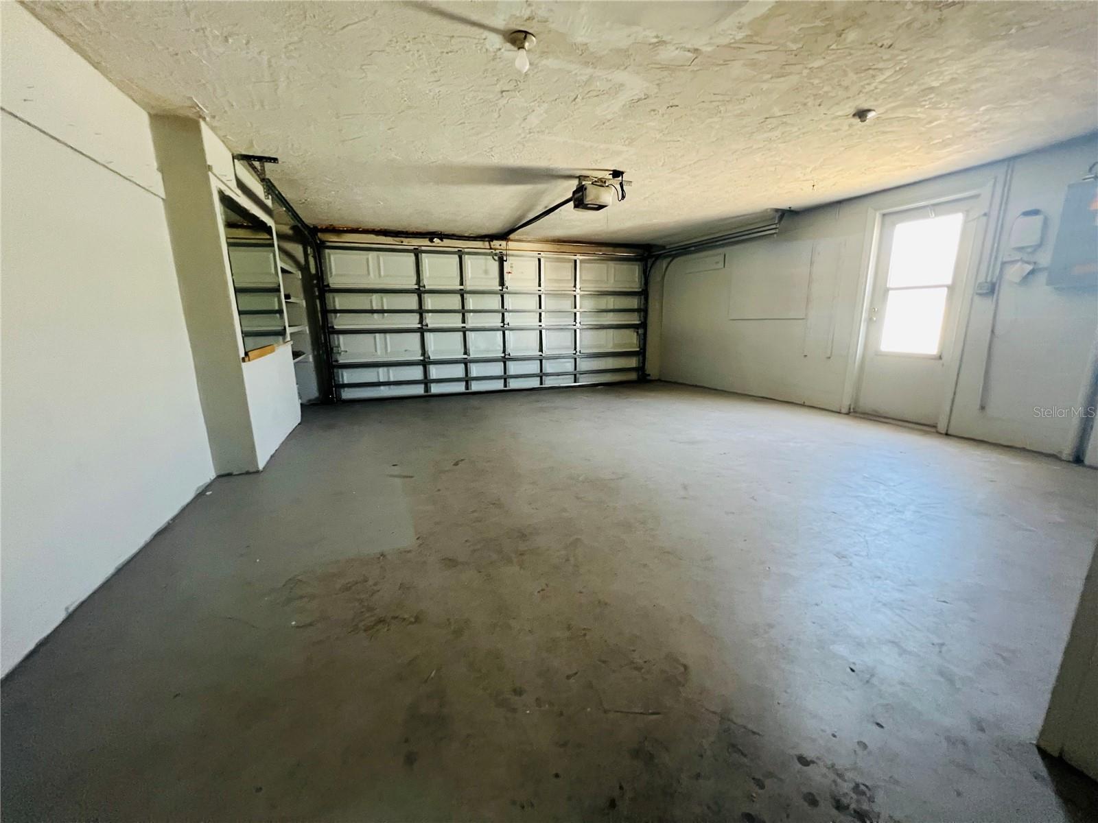 Image 20 of 23 For 7811 Embassy Boulevard