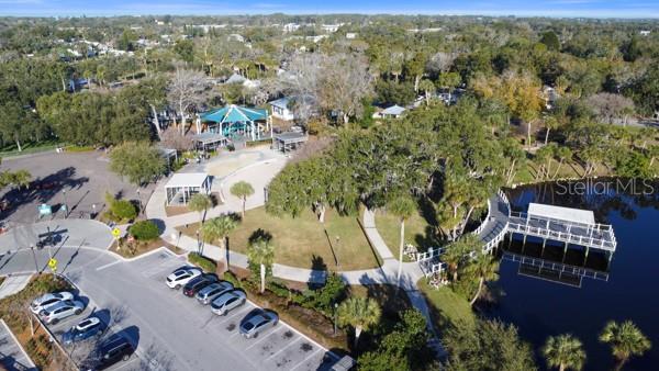 Image 11 of 14 For 8333 Emmons Avenue