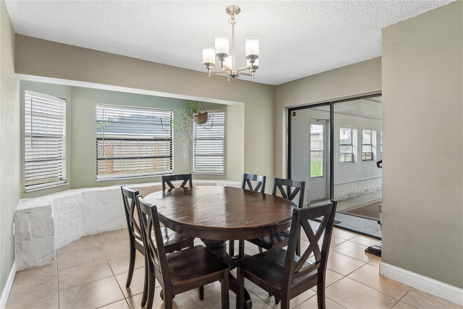 Image 13 of 50 For 3112 Polk Avenue