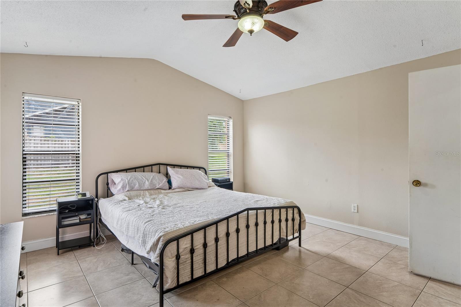 Image 19 of 50 For 3112 Polk Avenue