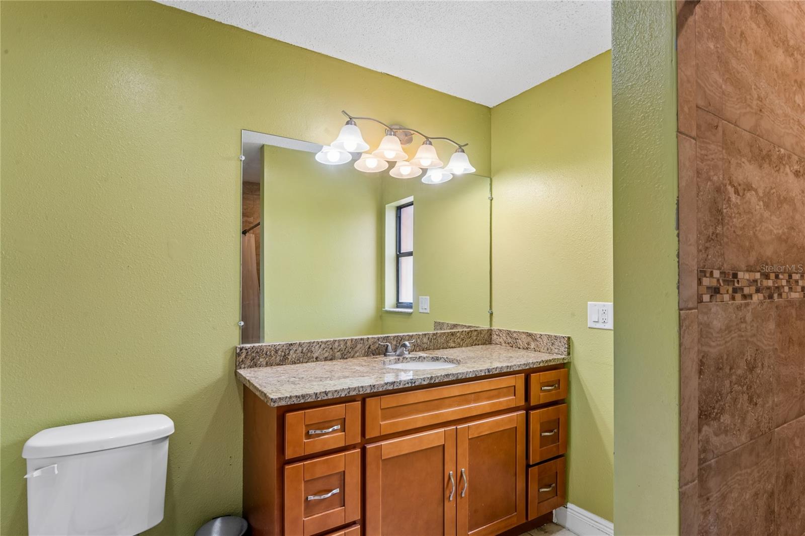 Image 21 of 50 For 3112 Polk Avenue