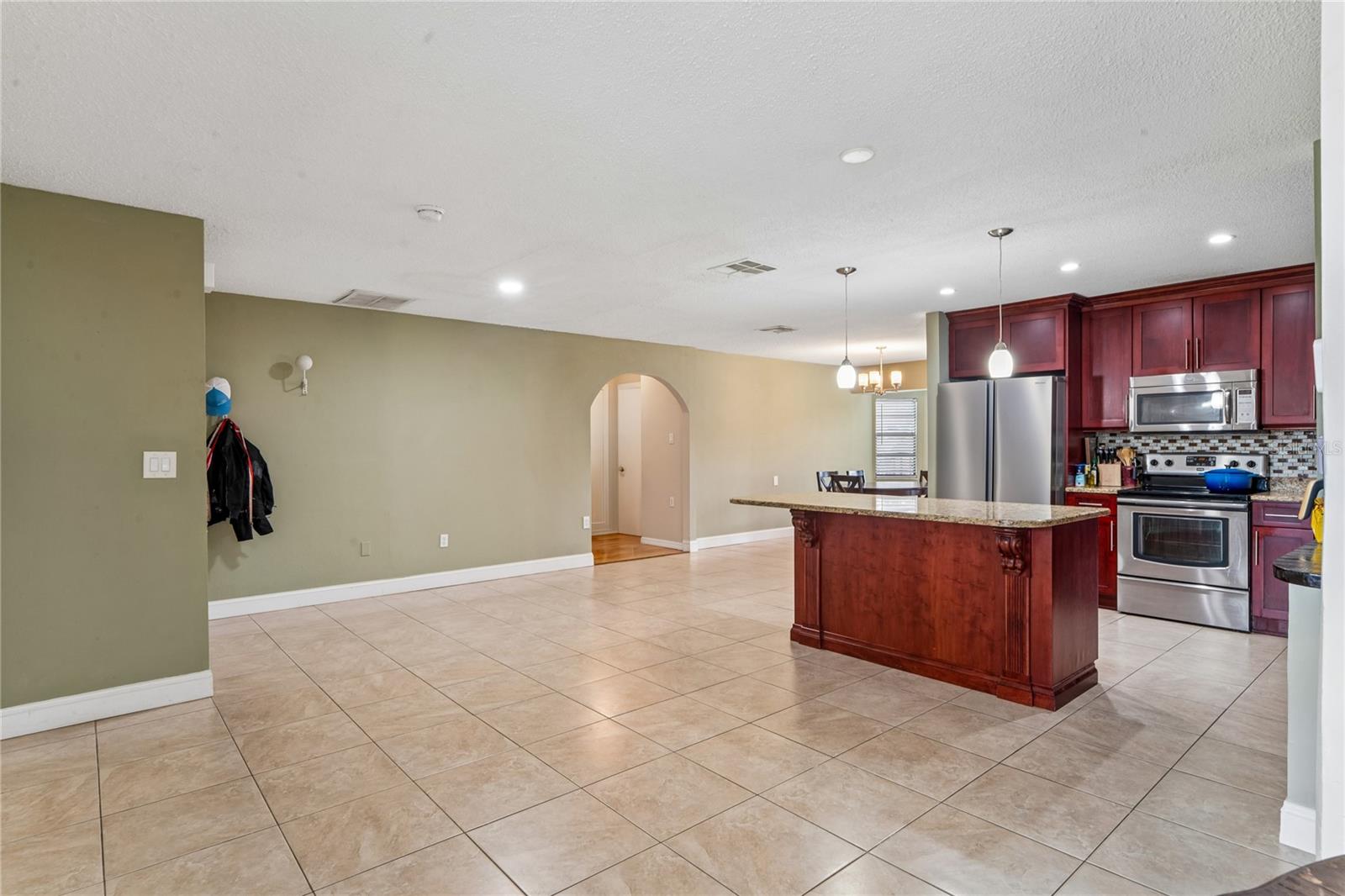 Image 5 of 50 For 3112 Polk Avenue