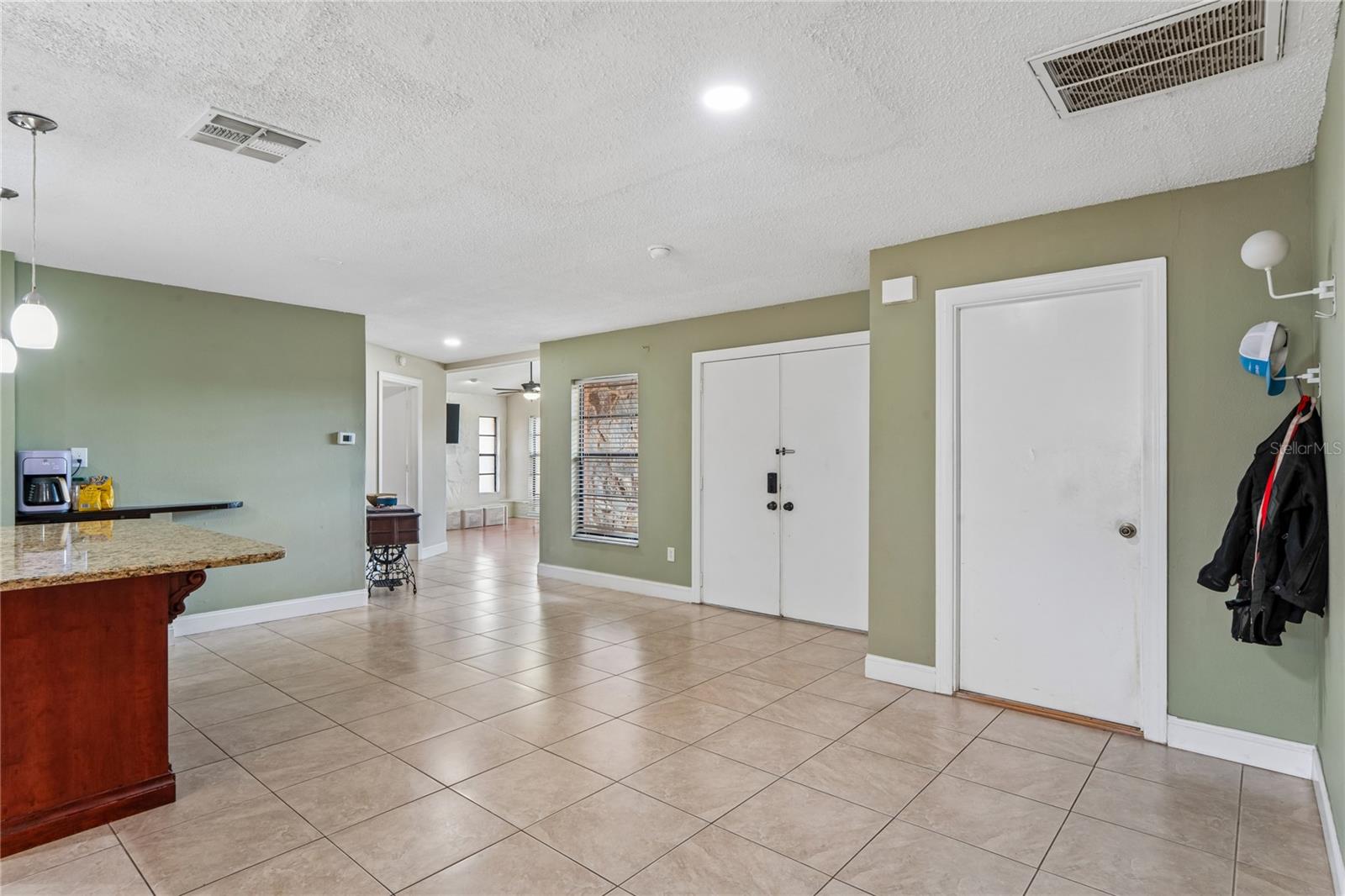 Image 6 of 50 For 3112 Polk Avenue