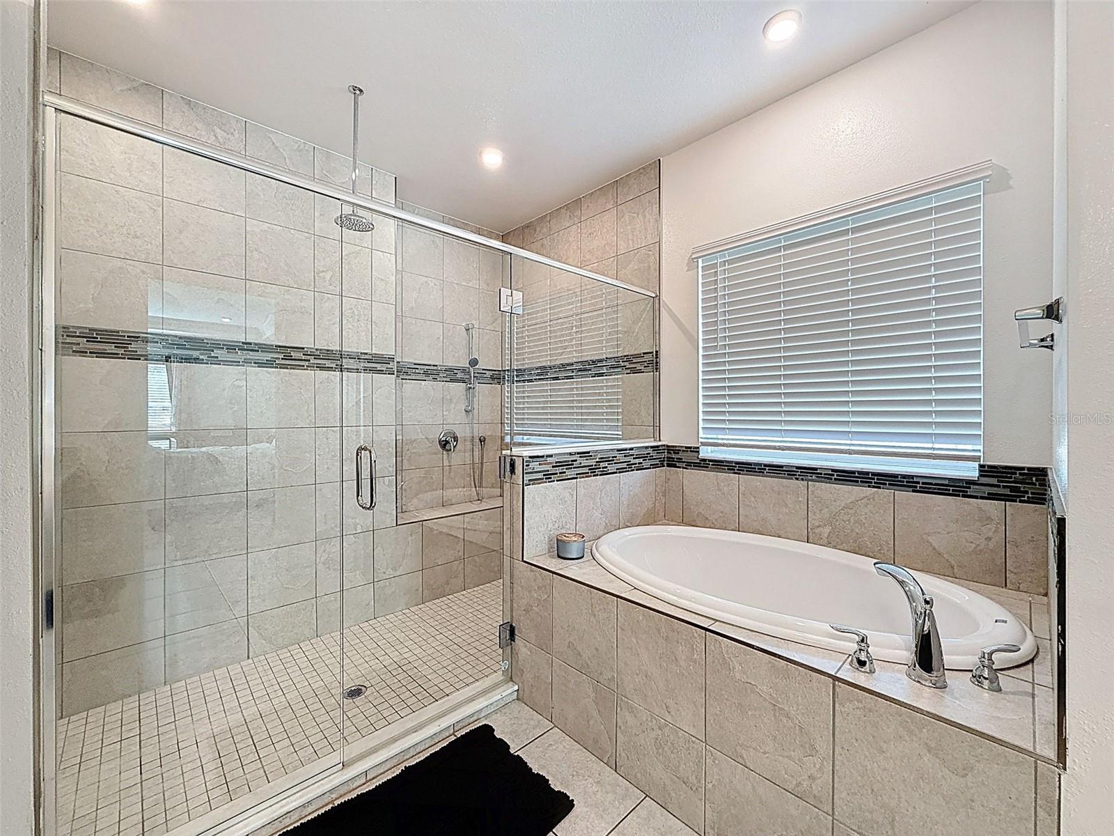 Image 41 of 63 For 15018 Dusky Warbler Road