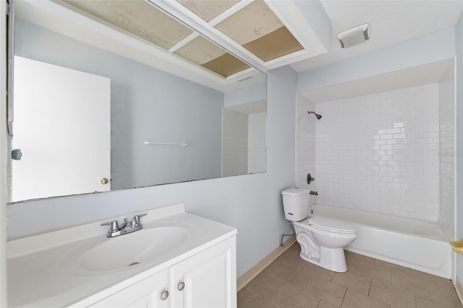 Image 14 of 40 For 1284 London Avenue