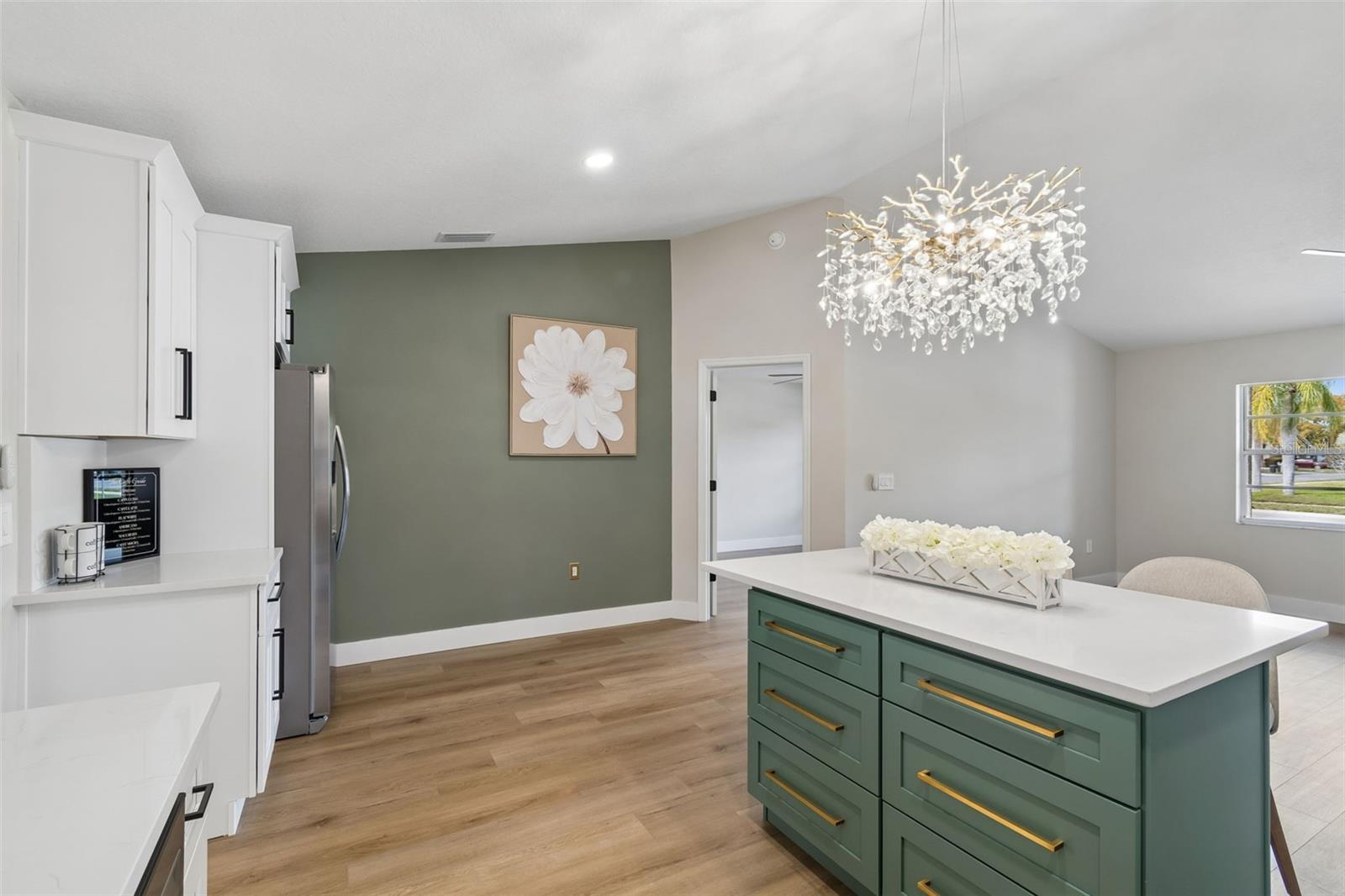 Image 10 of 47 For 11238 Owl Lane