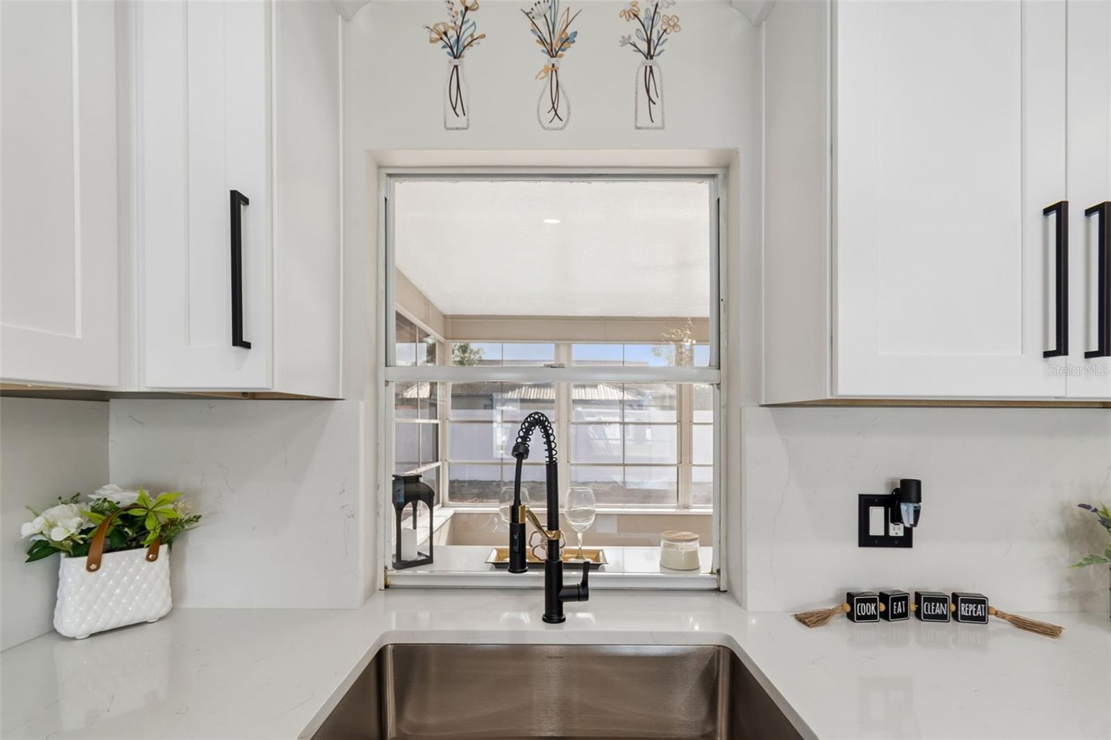 Image 15 of 47 For 11238 Owl Lane