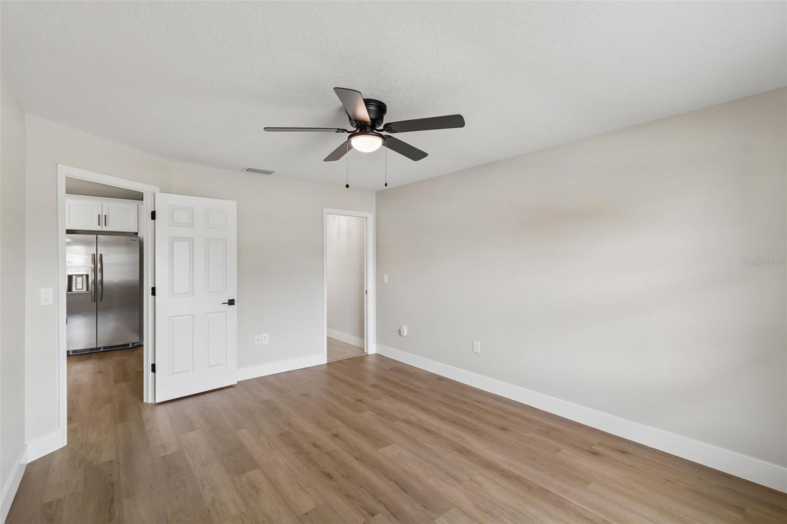 Image 21 of 47 For 11238 Owl Lane