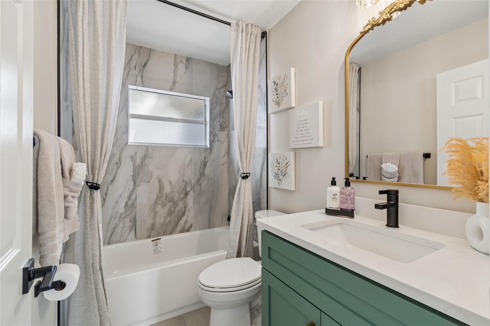 Image 26 of 47 For 11238 Owl Lane