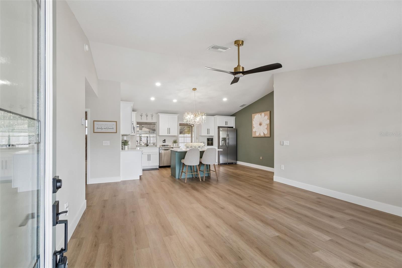 Image 29 of 47 For 11238 Owl Lane