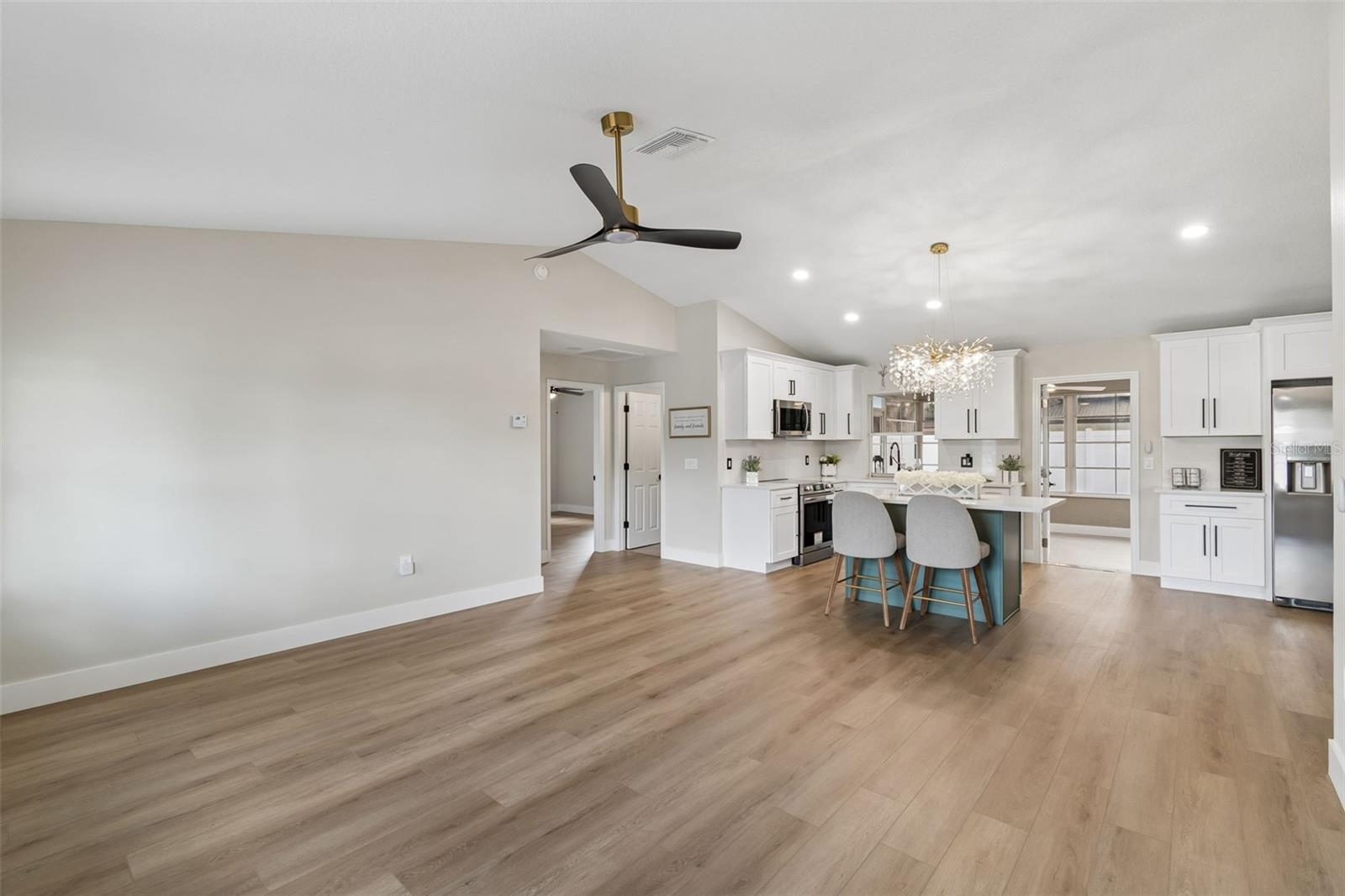 Image 30 of 47 For 11238 Owl Lane