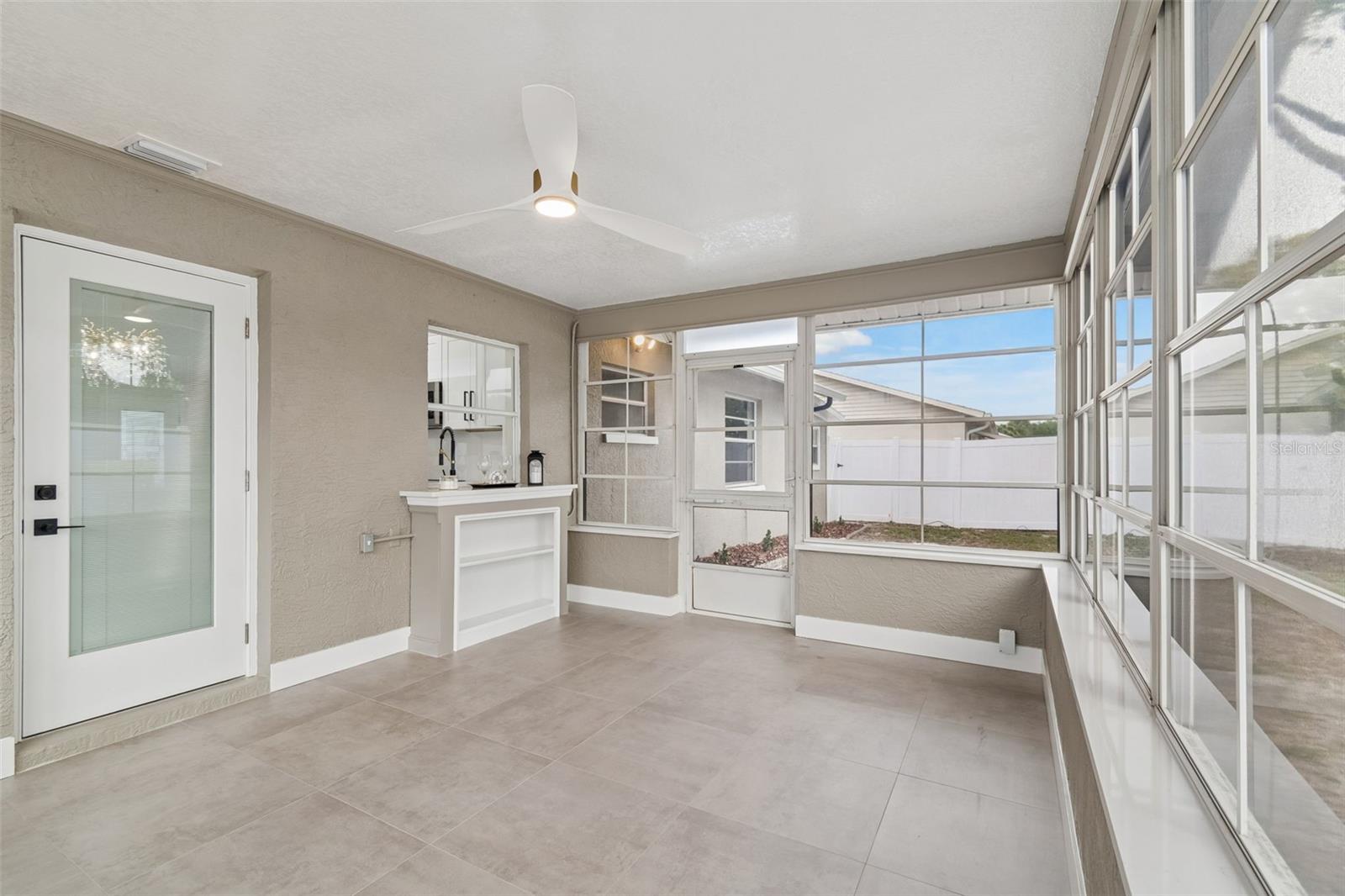 Image 33 of 47 For 11238 Owl Lane