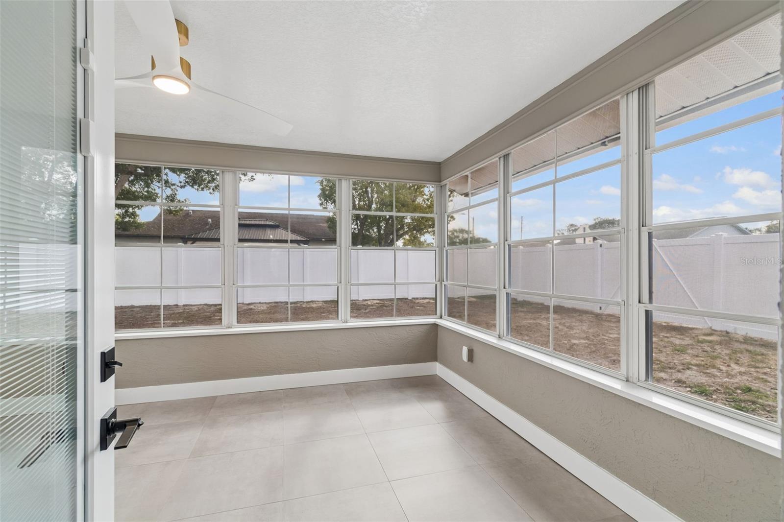 Image 35 of 47 For 11238 Owl Lane