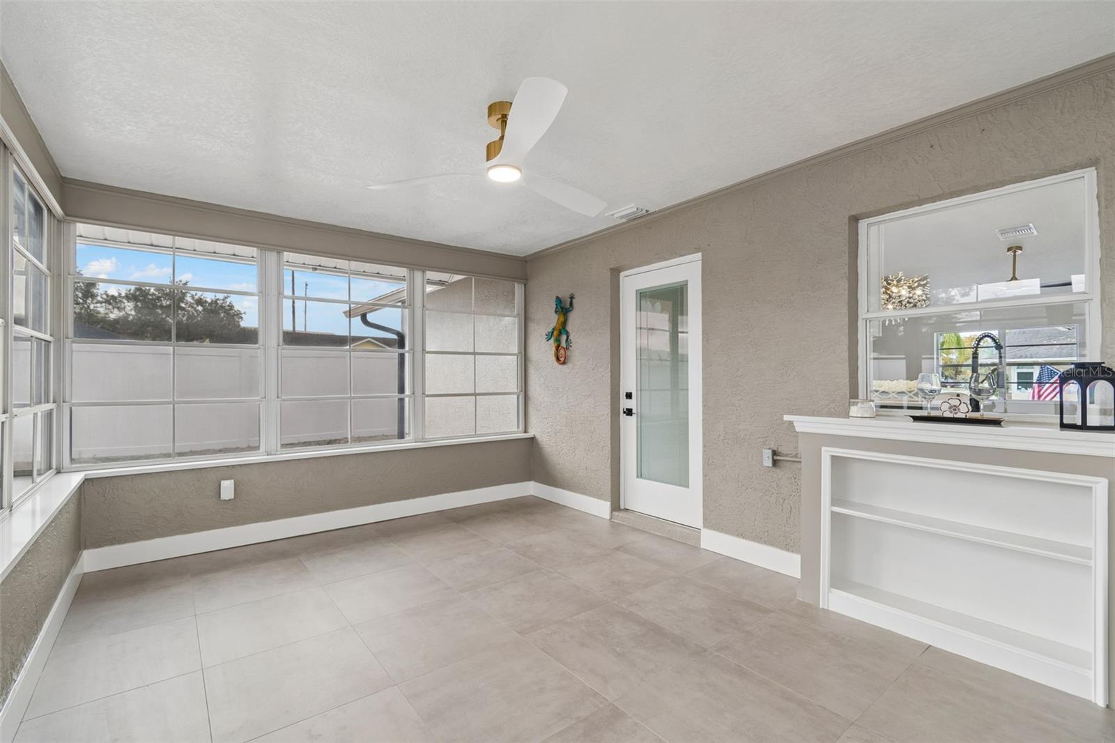 Image 36 of 47 For 11238 Owl Lane