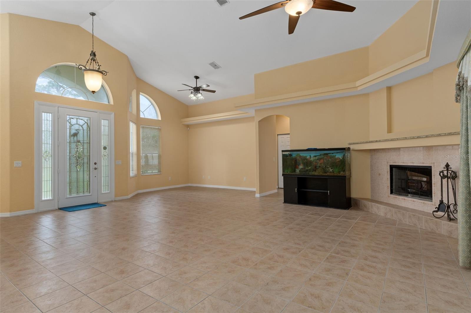 Image 13 of 71 For 17948 Greensboro Street