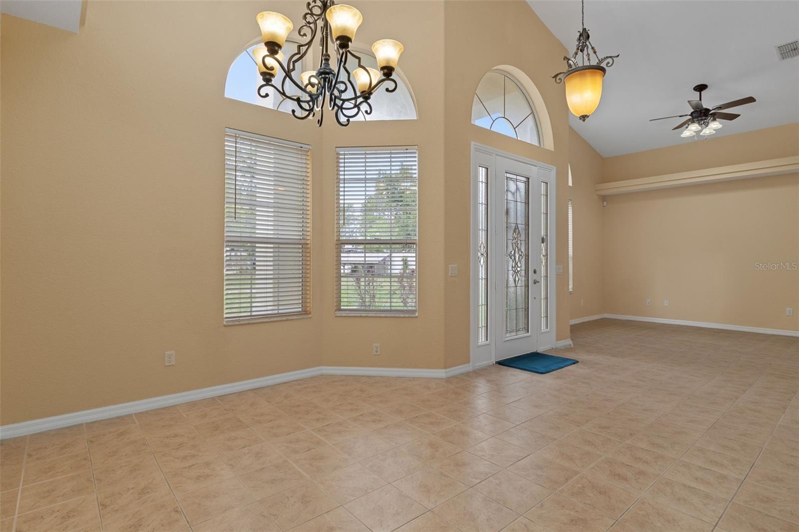 Image 18 of 71 For 17948 Greensboro Street