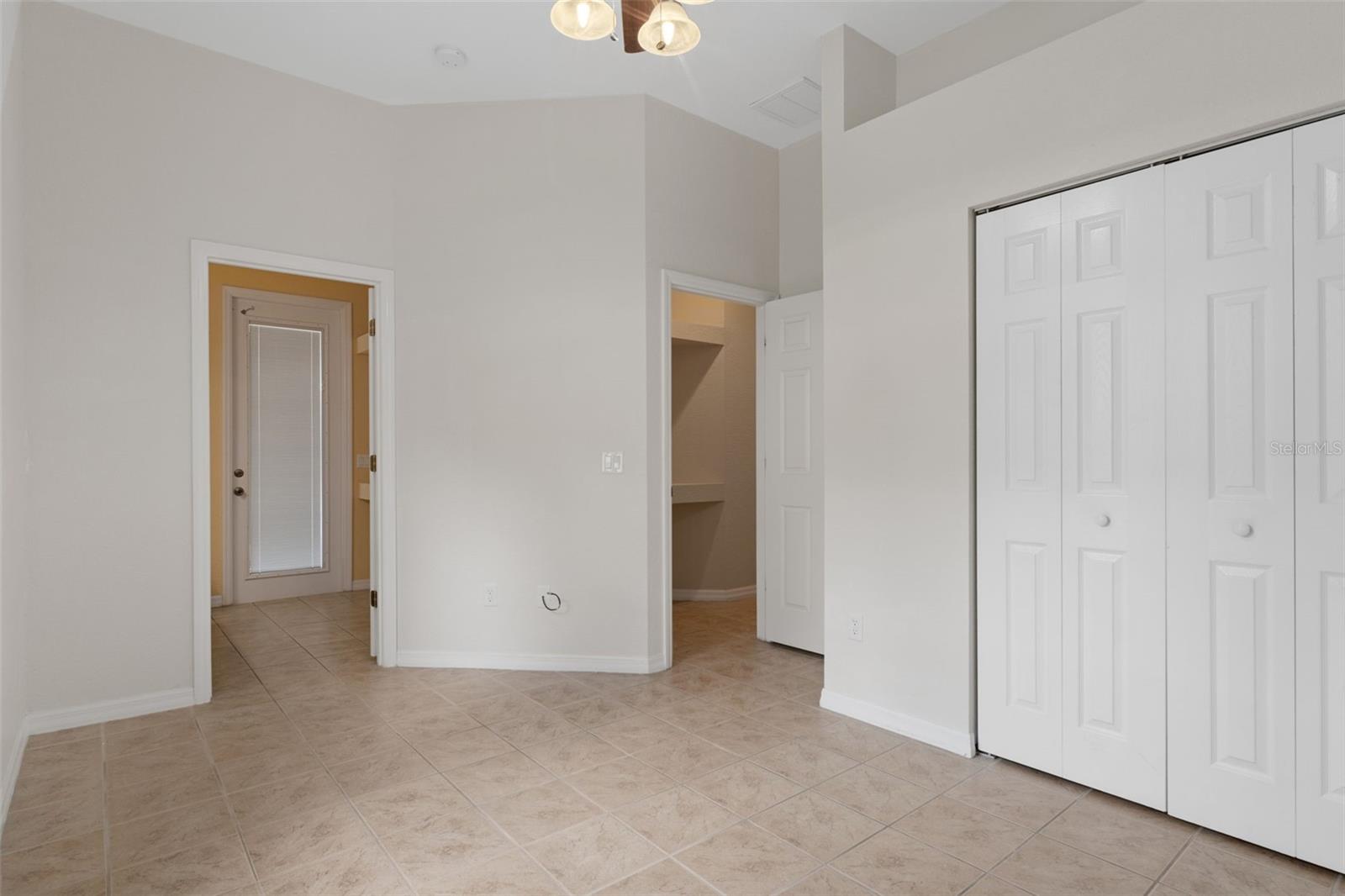 Image 39 of 71 For 17948 Greensboro Street