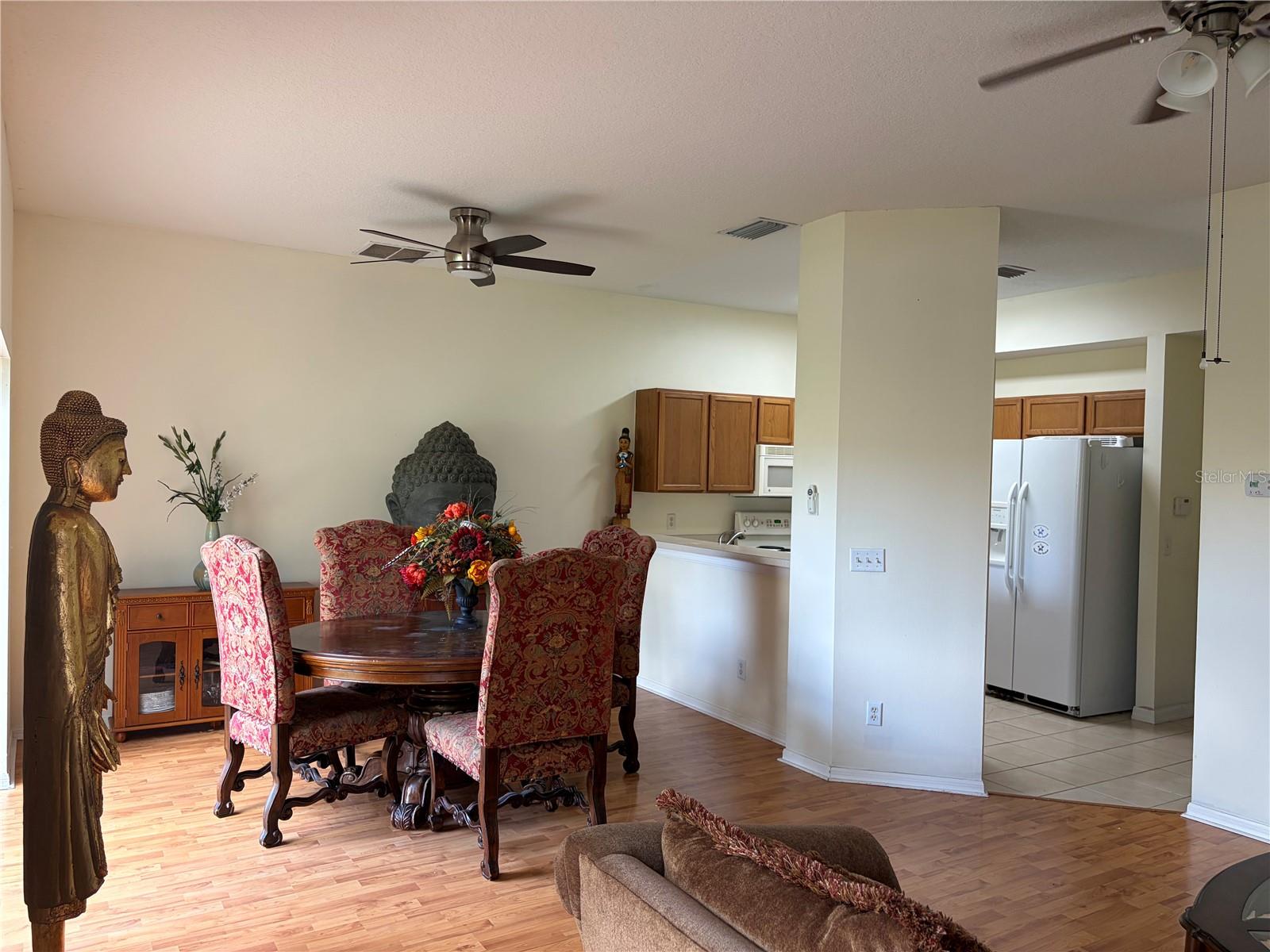 Image 8 of 43 For 8914 Iron Oak