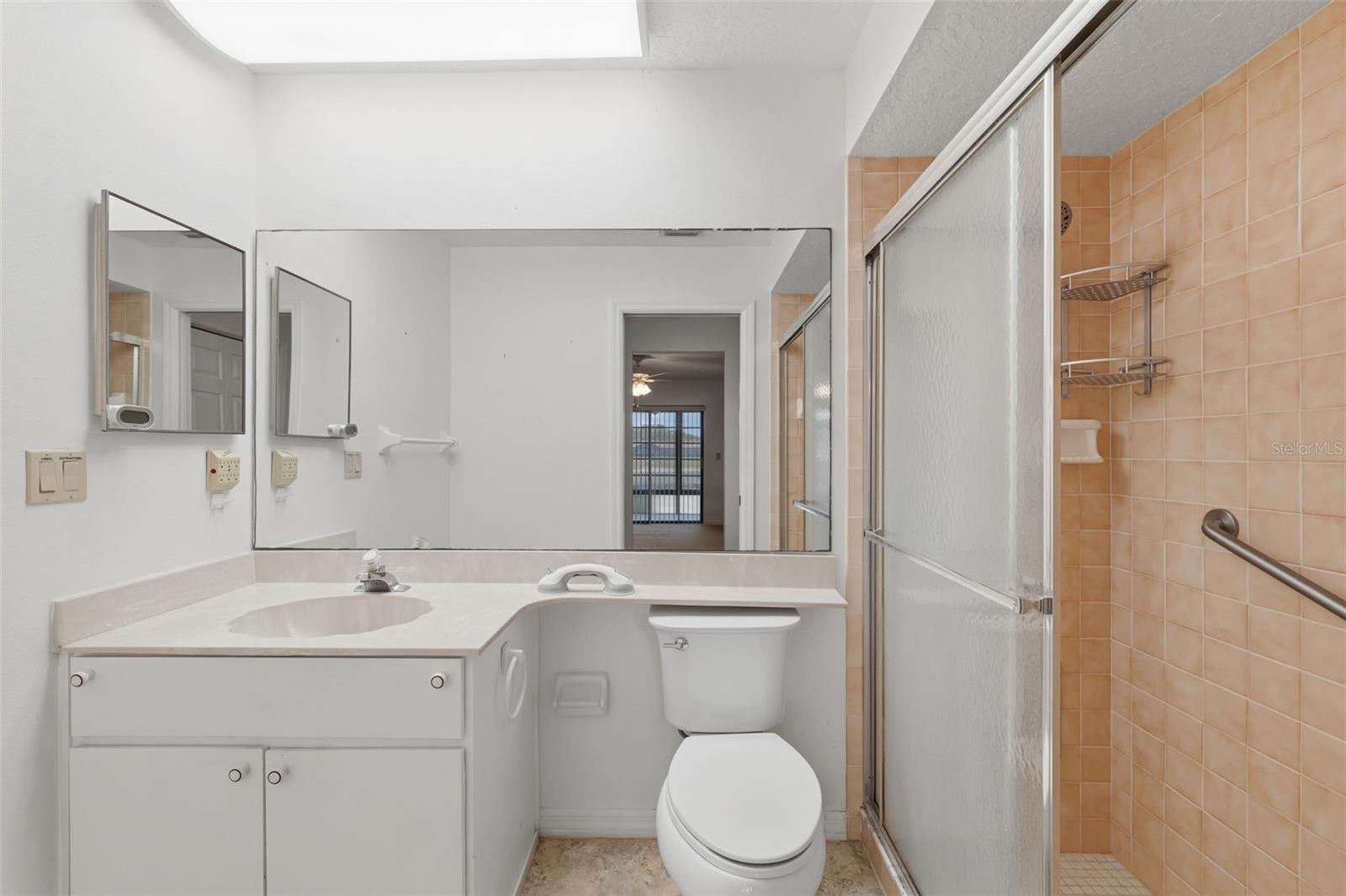 Image 10 of 39 For 9151 Lingrove Road