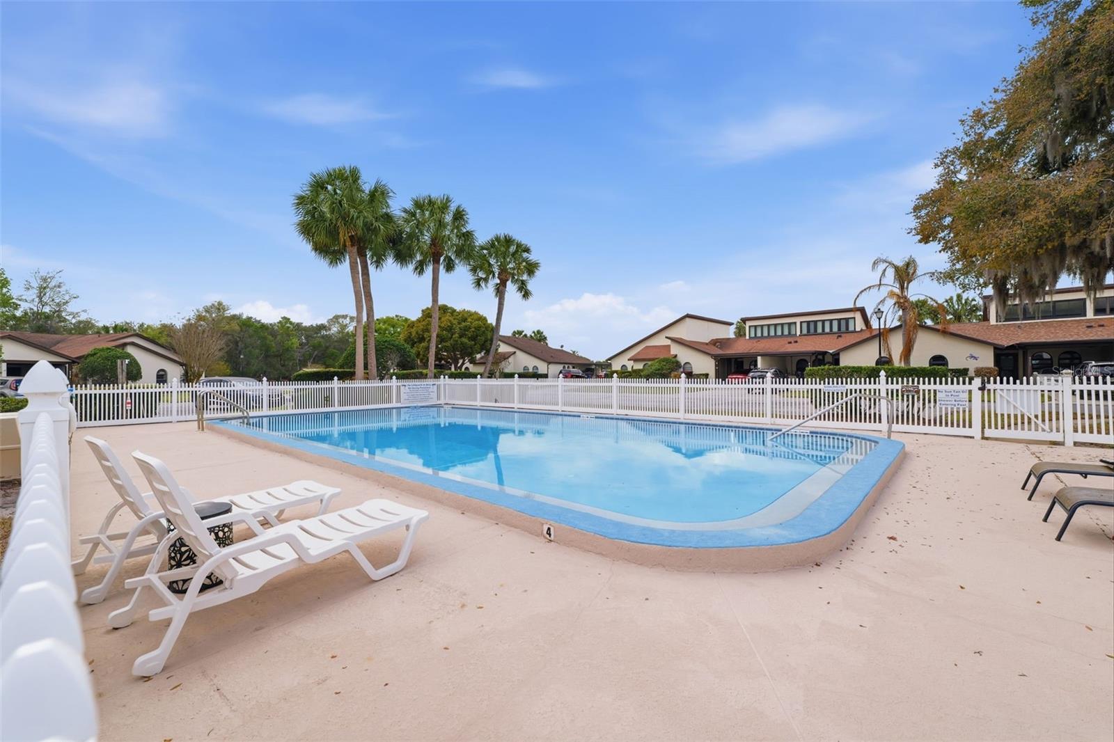 Image 21 of 39 For 9151 Lingrove Road