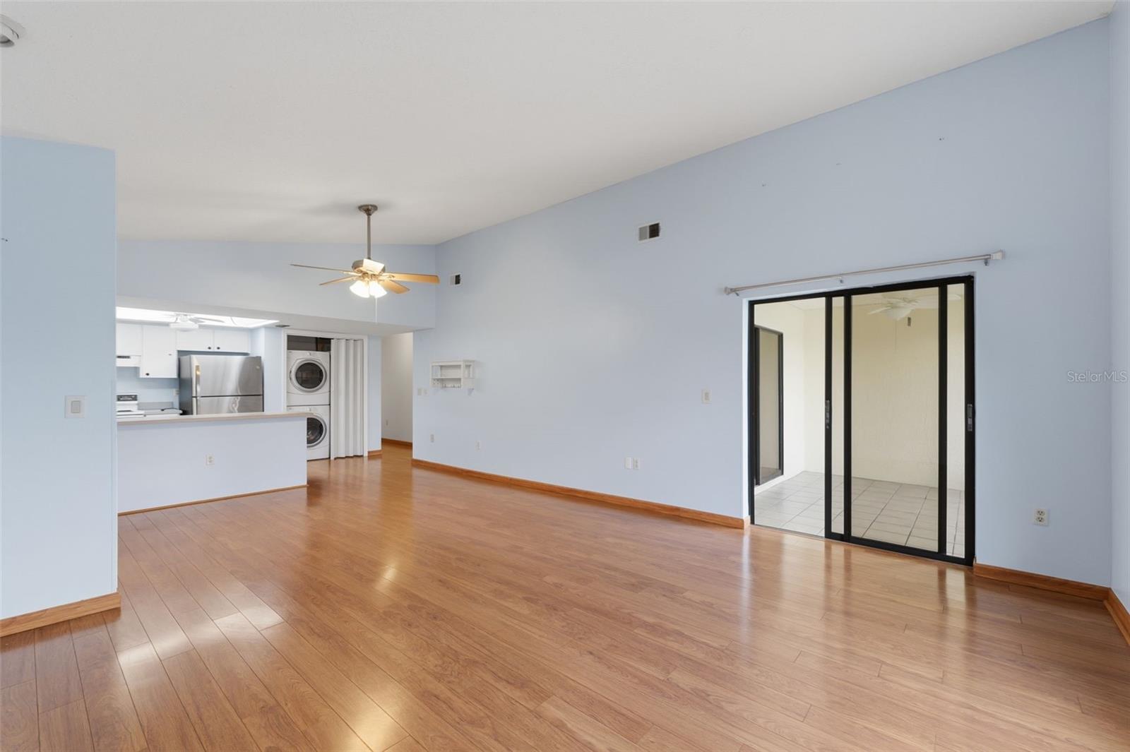 Image 26 of 39 For 9151 Lingrove Road