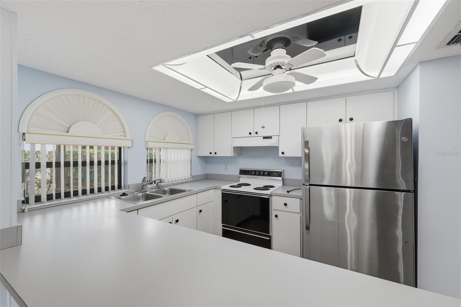 Image 30 of 39 For 9151 Lingrove Road