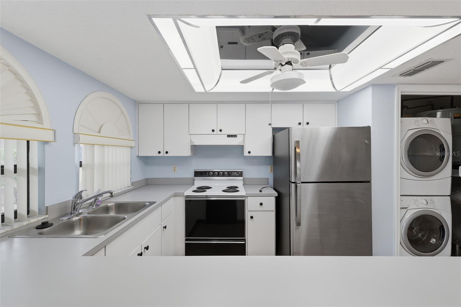 Image 6 of 39 For 9151 Lingrove Road